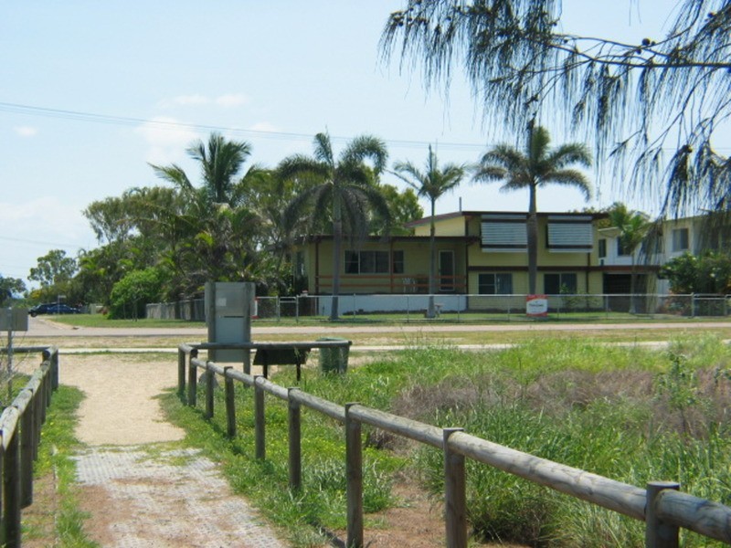 95 The Esplanade, Bowen QLD 4805