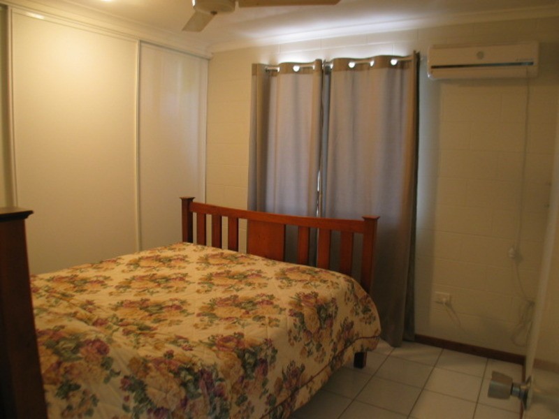 1/41-43 Crofton Street, Bowen QLD 4805