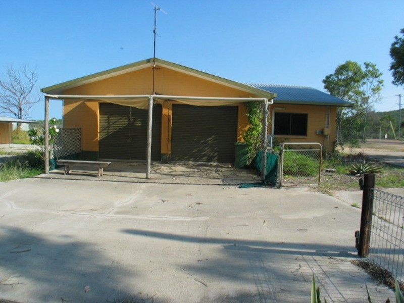 18502 Bruce Highway, Bowen QLD 4805
