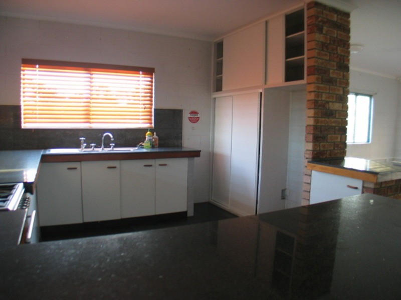 18502 Bruce Highway, Bowen QLD 4805