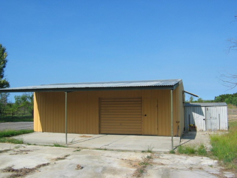 18502 Bruce Highway, Bowen QLD 4805