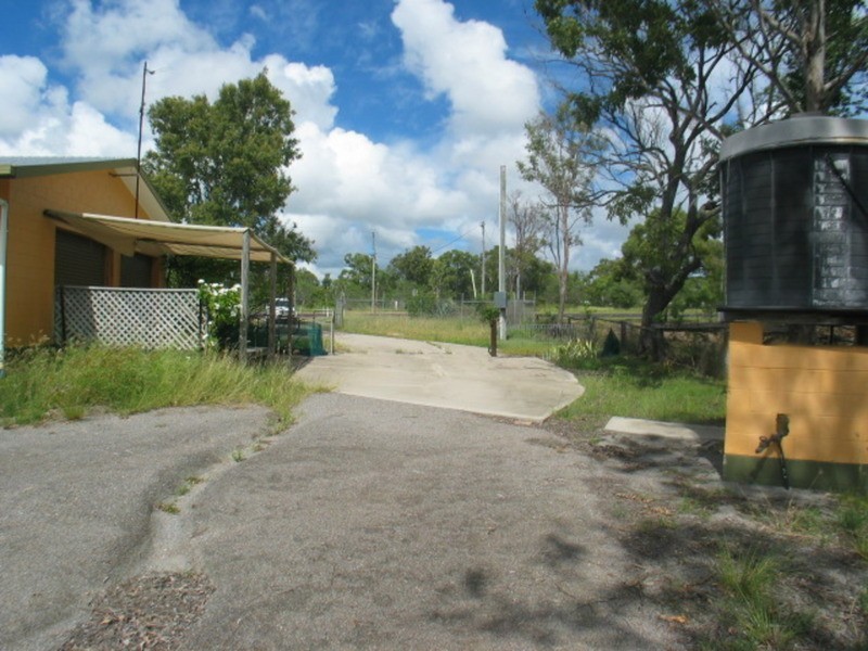 18502 Bruce Highway, Bowen QLD 4805