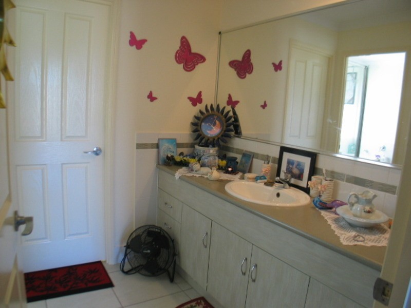 18 Catalina Court, Bowen QLD 4805