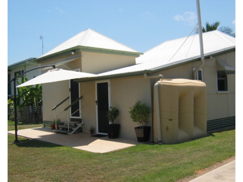 90 Powell Street, Bowen QLD 4805