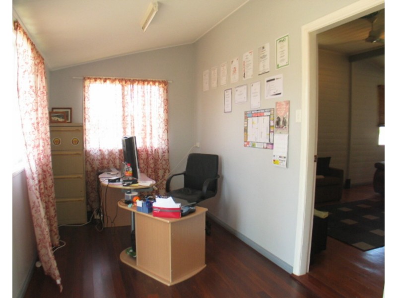 90 Powell Street, Bowen QLD 4805