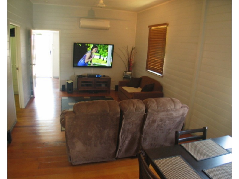 90 Powell Street, Bowen QLD 4805