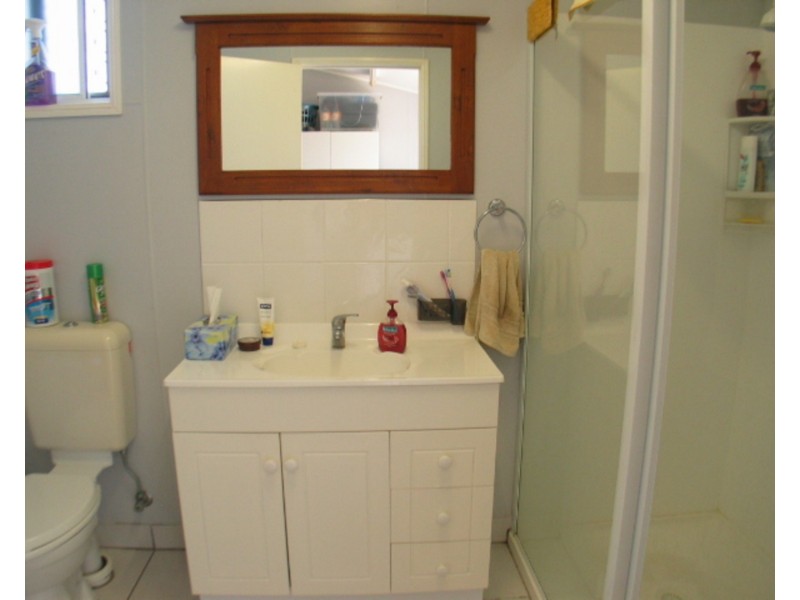 90 Powell Street, Bowen QLD 4805