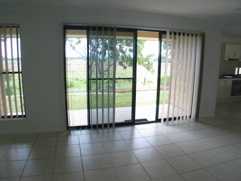 1/11 Craigie Court, Bowen QLD 4805