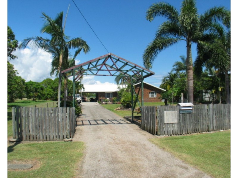 33 Brighton Road, Bowen QLD 4805