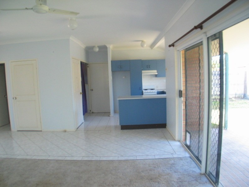 2/28 Sinclair Street, Bowen QLD 4805