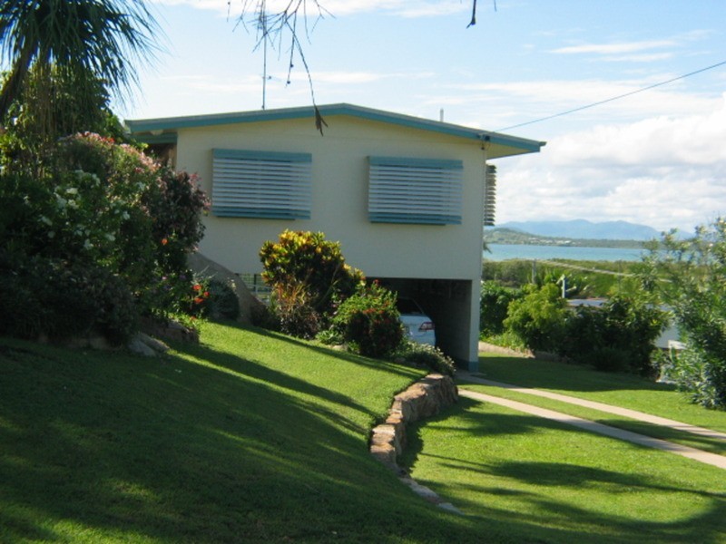 87 Williams Street, Bowen QLD 4805