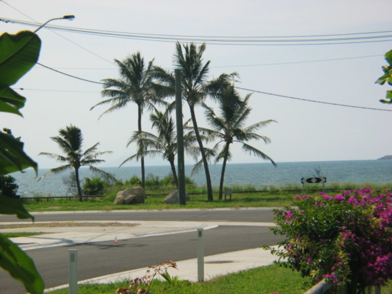 3 Banyan Drive, Bowen QLD 4805