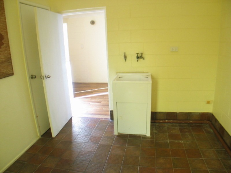 15 Avicennia Street, Bowen QLD 4805