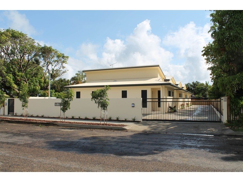 1 – 3/56 Murroona Street, Bowen QLD 4805