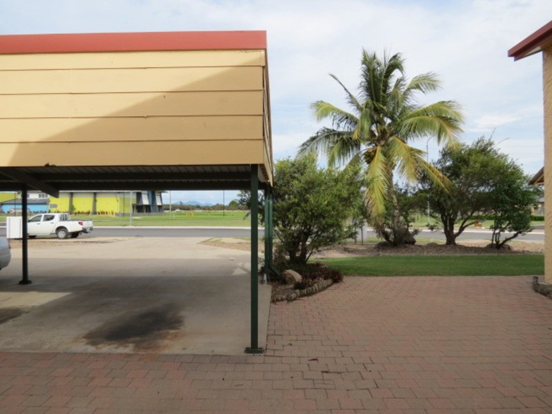 3/2a Powell Street, Bowen QLD 4805