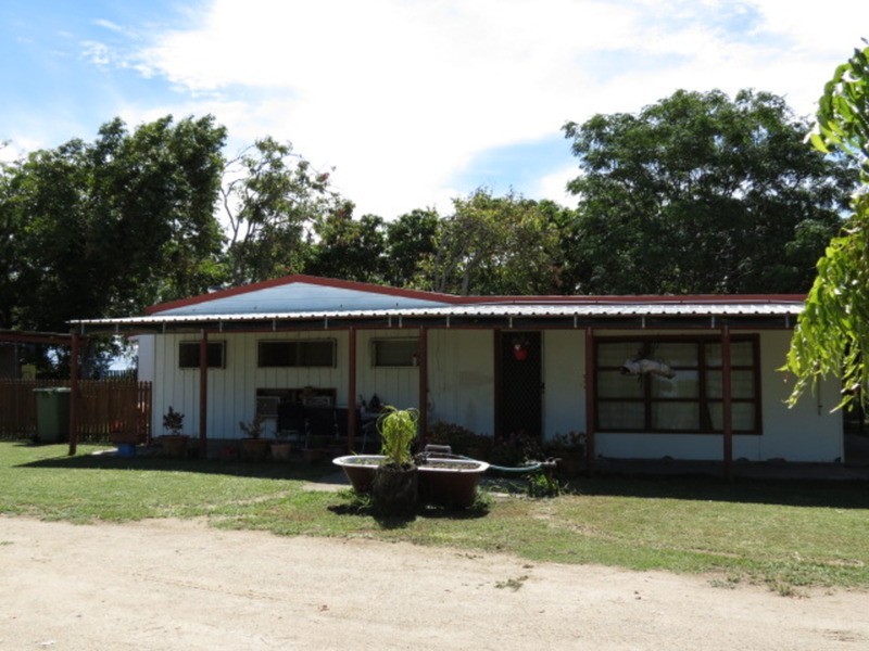 49 Flemington Road, Bowen QLD 4805