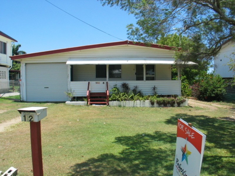 12 Daniel Street, Bowen QLD 4805