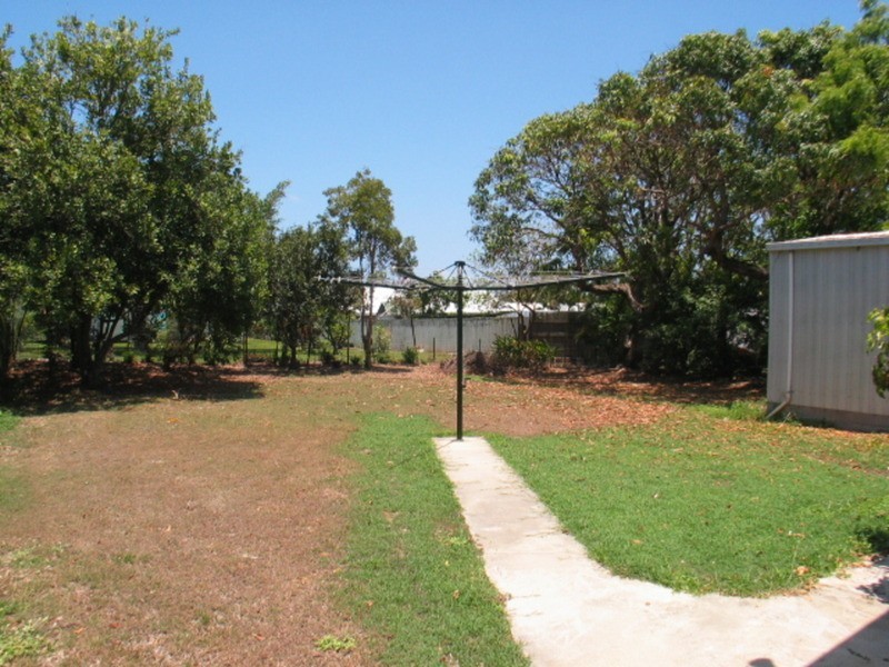 12 Daniel Street, Bowen QLD 4805
