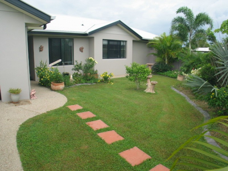 18 Catalina Court, Bowen QLD 4805