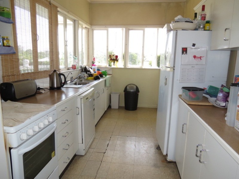 34 Sinclair  Street, Bowen QLD 4805