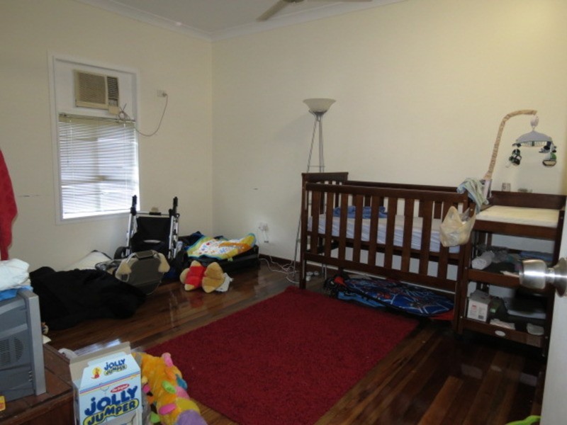 34 Sinclair  Street, Bowen QLD 4805