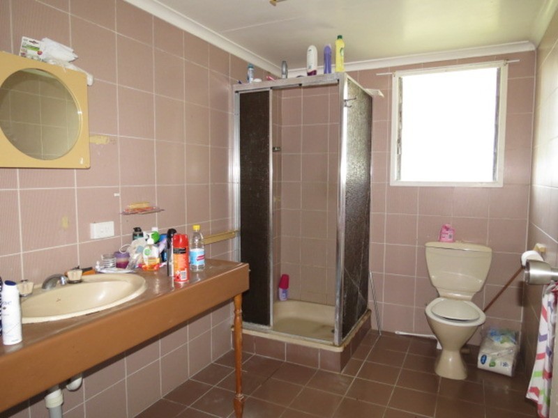 34 Sinclair  Street, Bowen QLD 4805