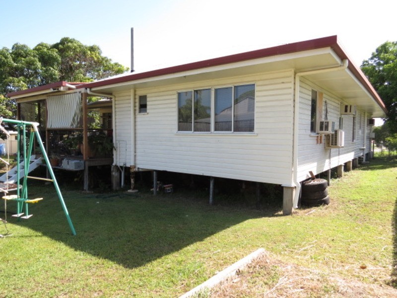 34 Sinclair  Street, Bowen QLD 4805