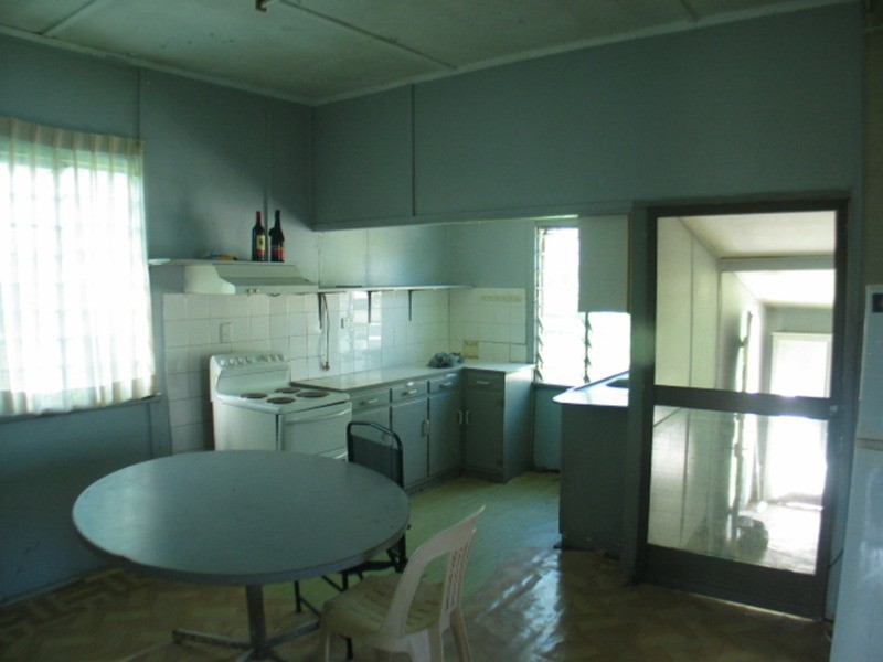 8 Belgravia Road, Bowen QLD 4805