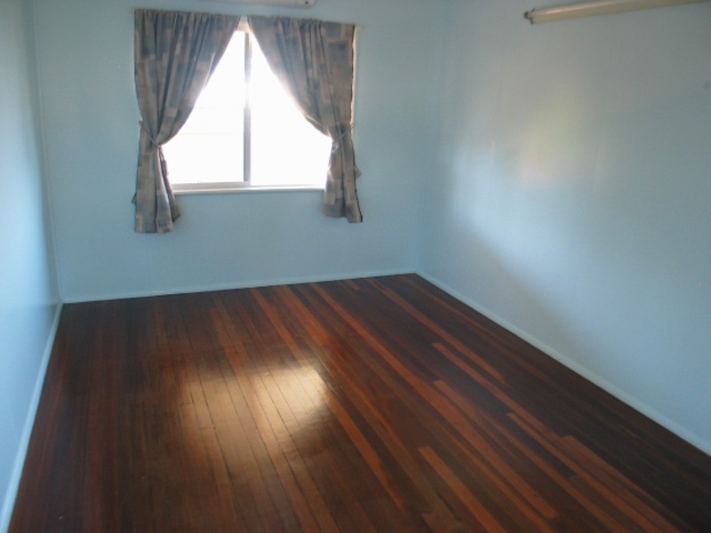 16 Dalrymple Street, Bowen QLD 4805