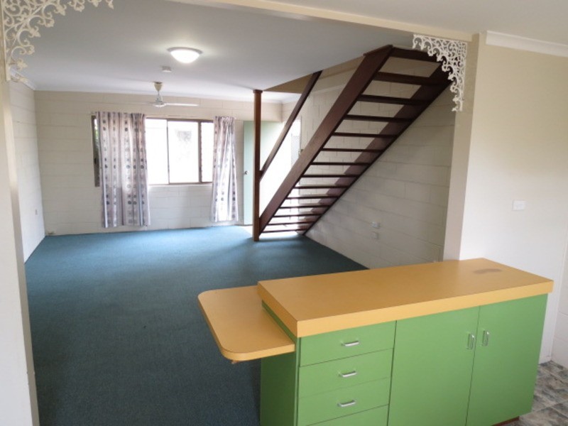 3/2A Powell Street, Bowen QLD 4805