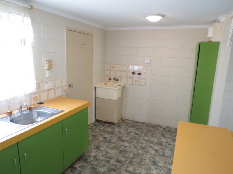 3/2A Powell Street, Bowen QLD 4805