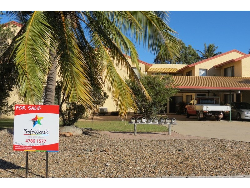 3/2A Powell Street, Bowen QLD 4805