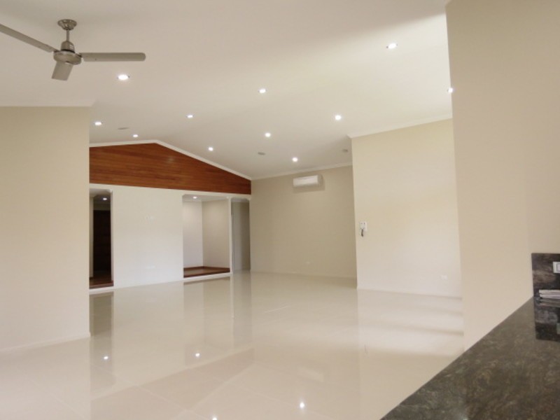 5 Daniel Street, Bowen QLD 4805