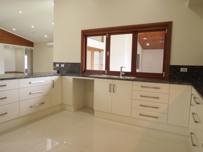 5 Daniel Street, Bowen QLD 4805