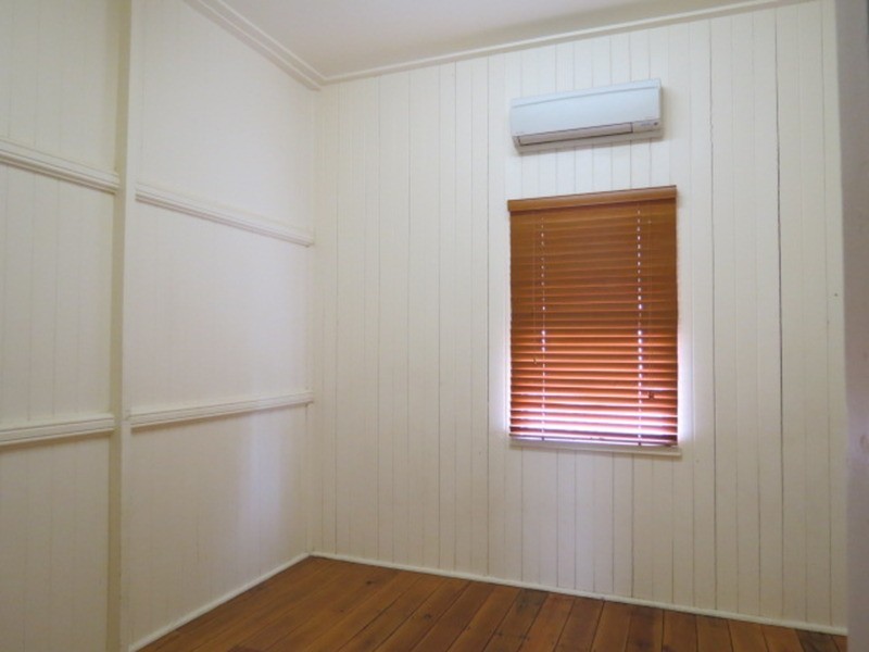 64 Livingstone Street, Bowen QLD 4805