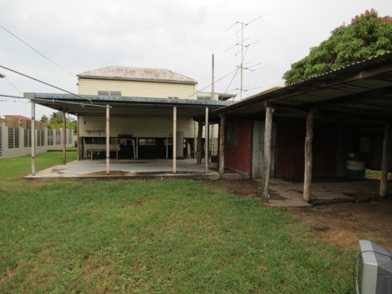 64 Livingstone Street, Bowen QLD 4805