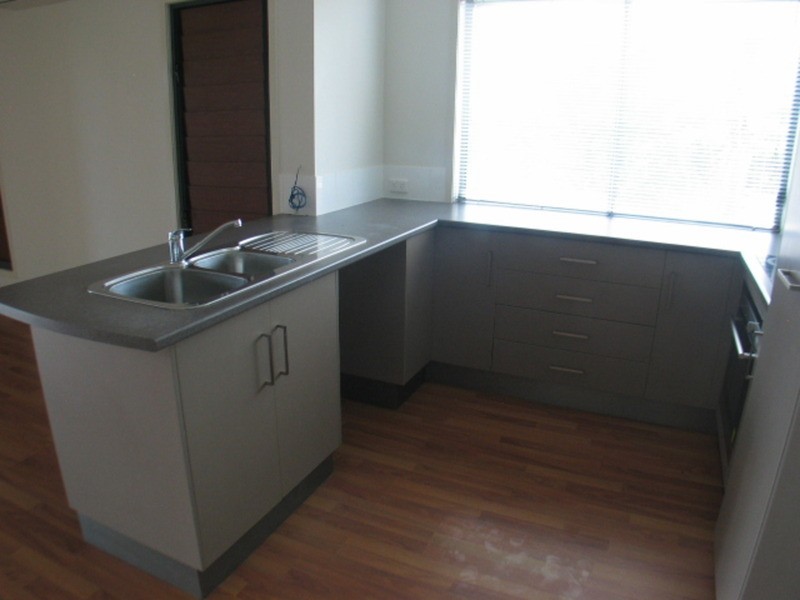 3/34 St Kilda Street, Bowen QLD 4805