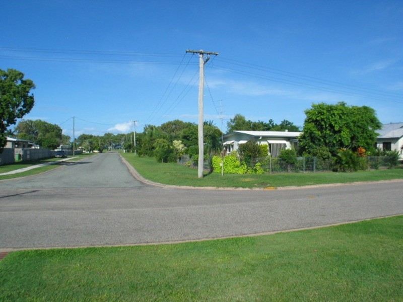 20 Gilbert Street, Bowen QLD 4805