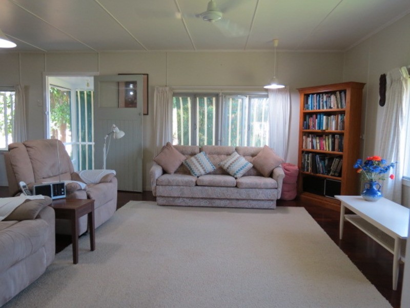 20 Gilbert Street, Bowen QLD 4805