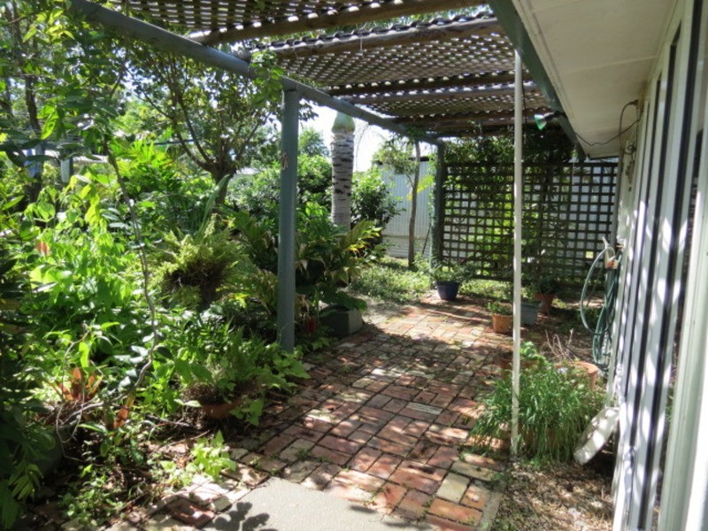 20 Gilbert Street, Bowen QLD 4805