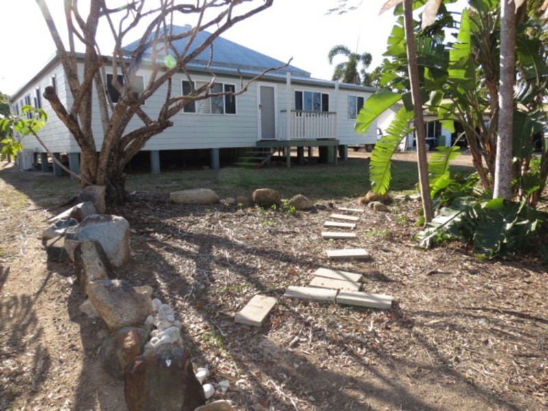 66b Hillview Road, Bowen QLD 4805