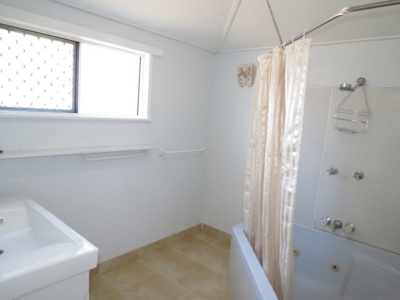 66b Hillview Road, Bowen QLD 4805