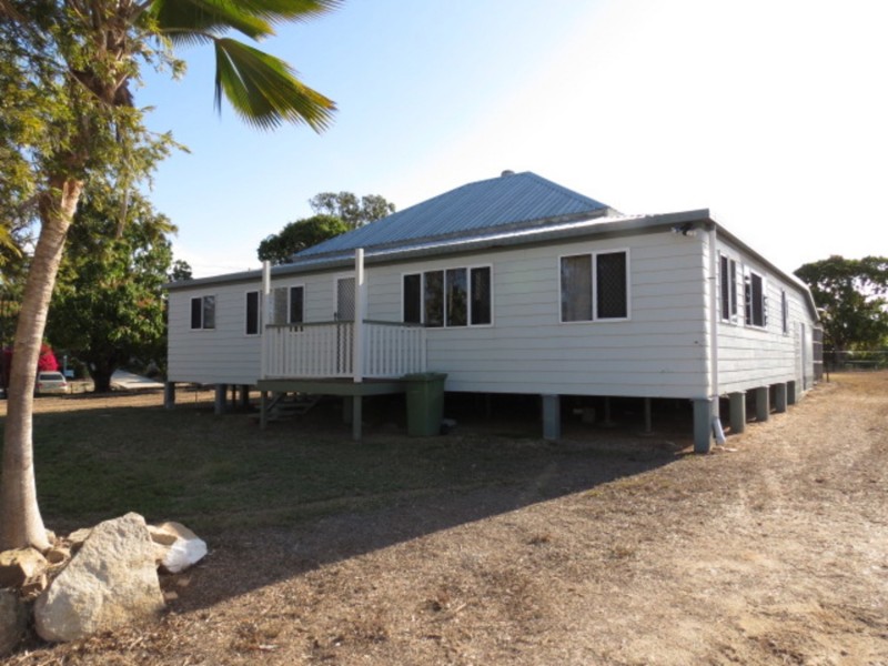 66b Hillview Road, Bowen QLD 4805