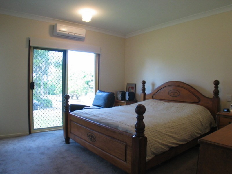 21 Queens Road, Bowen QLD 4805