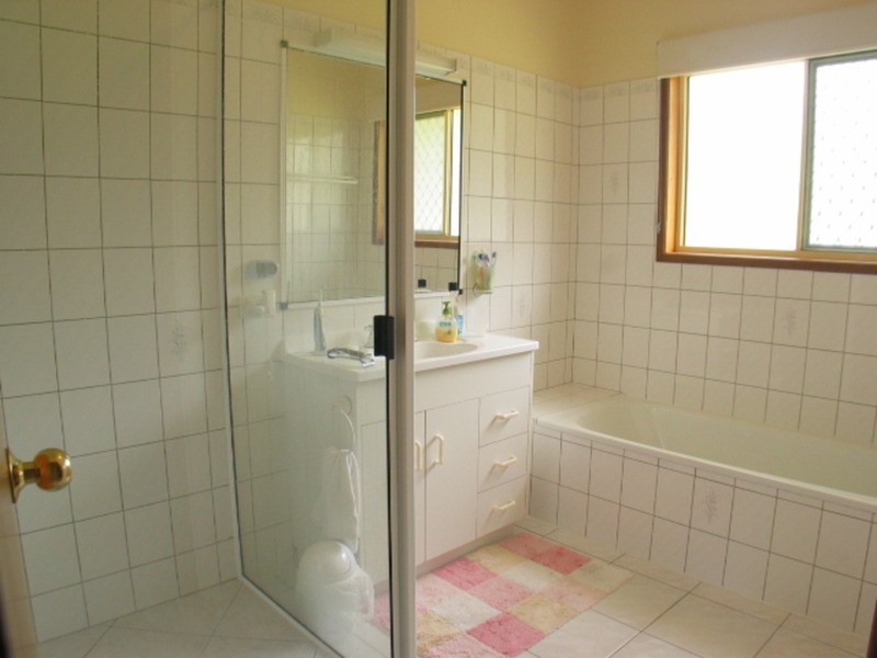 21 Queens Road, Bowen QLD 4805