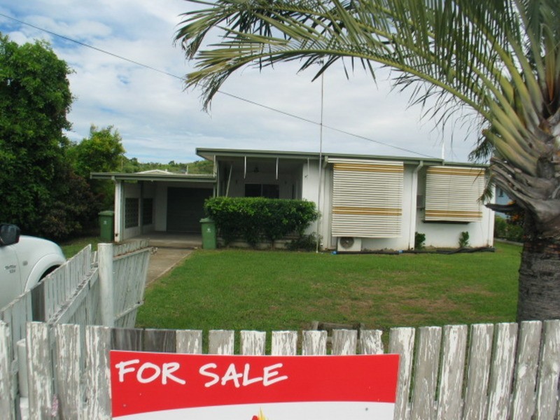 137 Herbert Street, Bowen QLD 4805