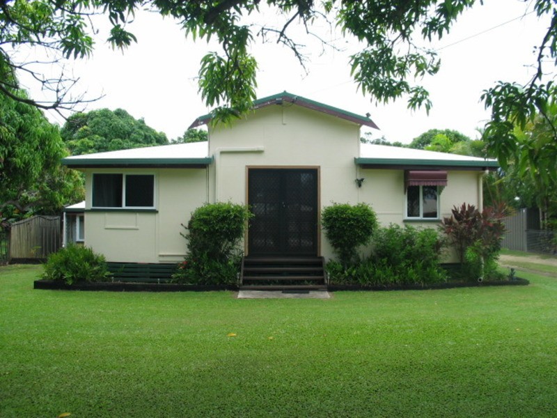 28 Tracey Street, Bowen QLD 4805