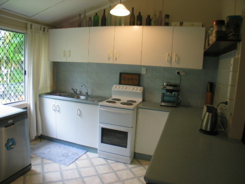 28 Tracey Street, Bowen QLD 4805