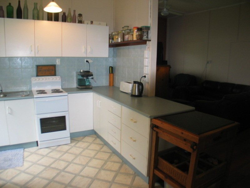 28 Tracey Street, Bowen QLD 4805