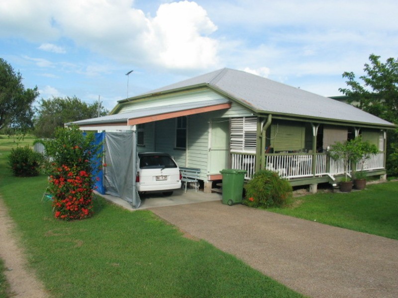 110 Herbert Street, Bowen QLD 4805